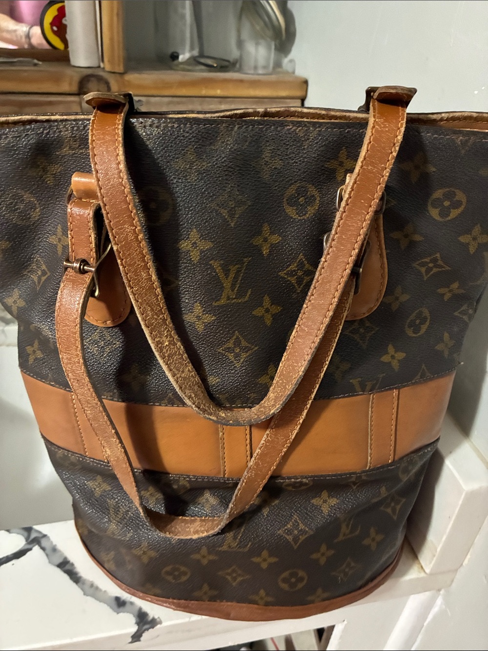 LOUIS VUITTON Monogram Bucket GM Shoulder Bag M42236